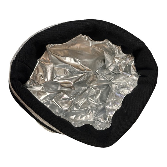 SILVER PUFFER SCARF & MATCHING HAT (NEW) - Picture 6 of 14